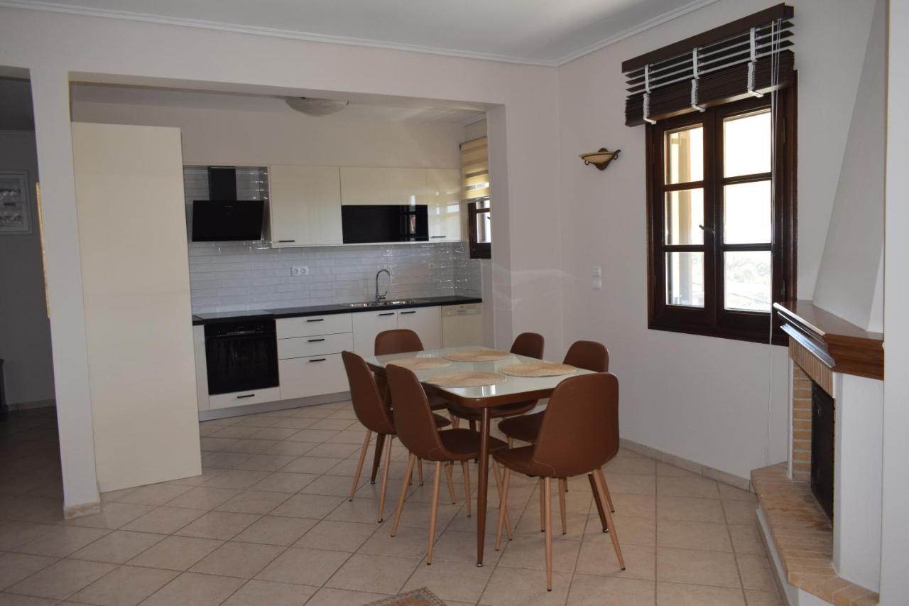 Elpida Apartments Votsi  Extérieur photo