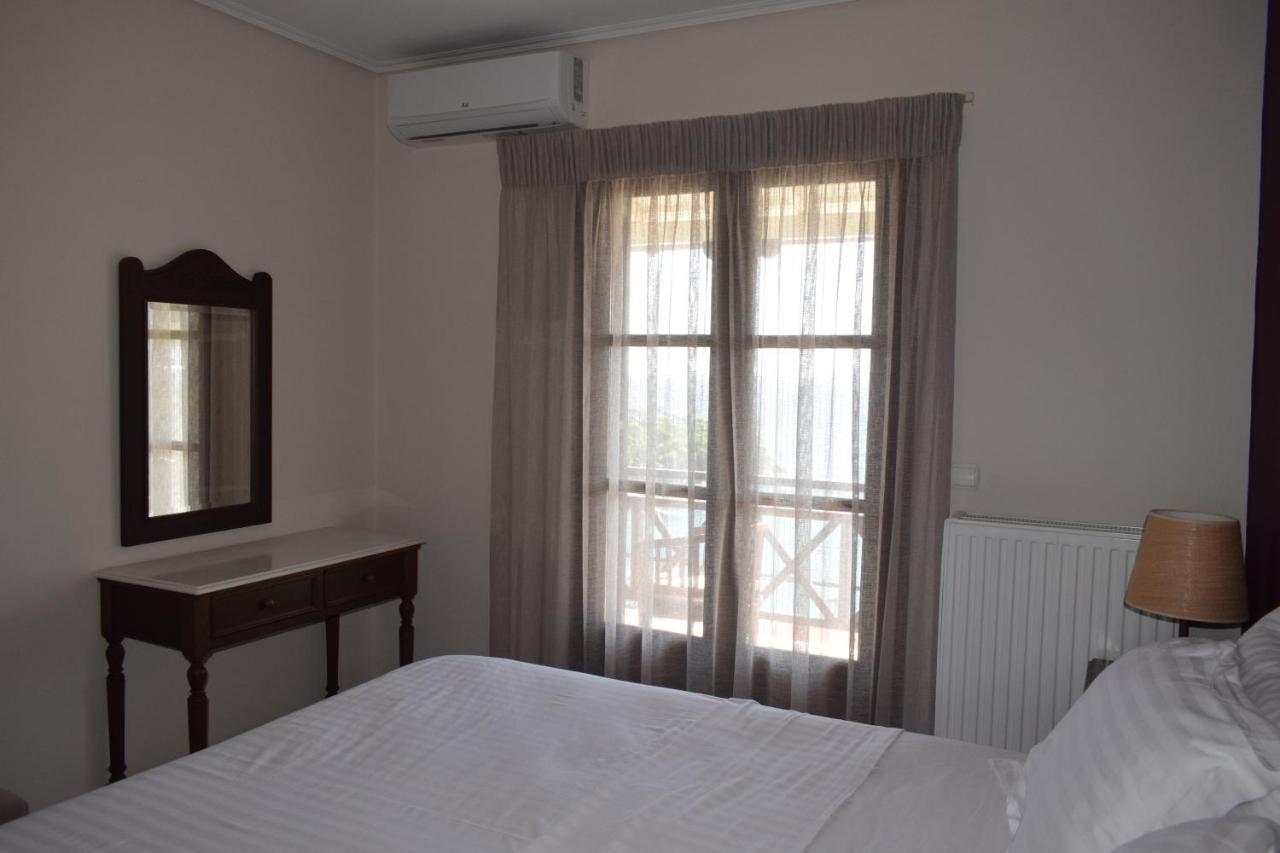 Elpida Apartments Votsi  Extérieur photo