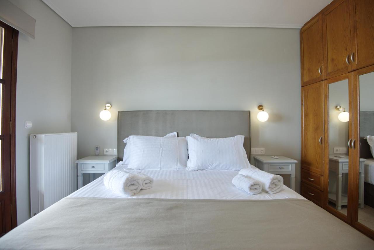 Elpida Apartments Votsi  Extérieur photo