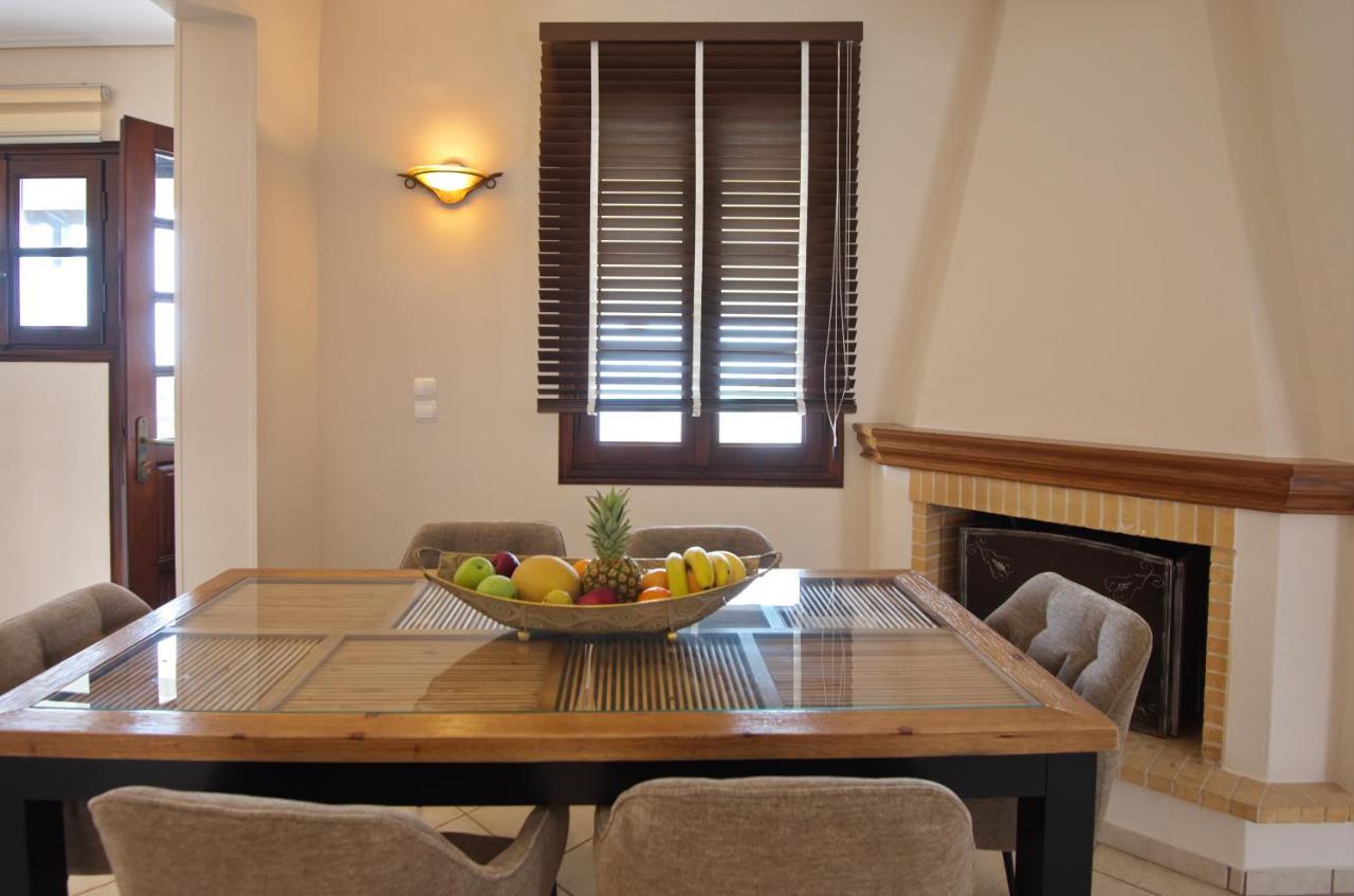 Elpida Apartments Votsi  Extérieur photo