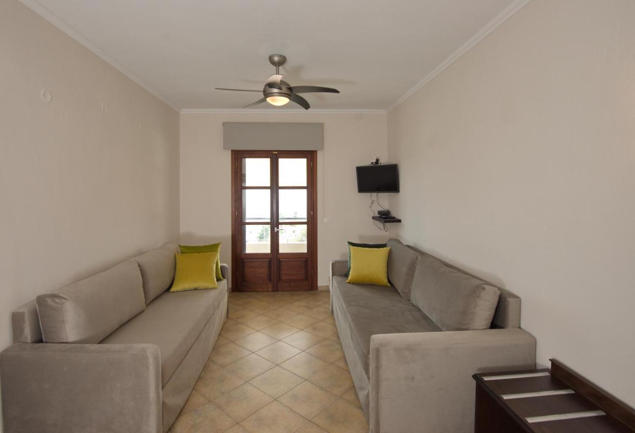 Elpida Apartments Votsi  Extérieur photo