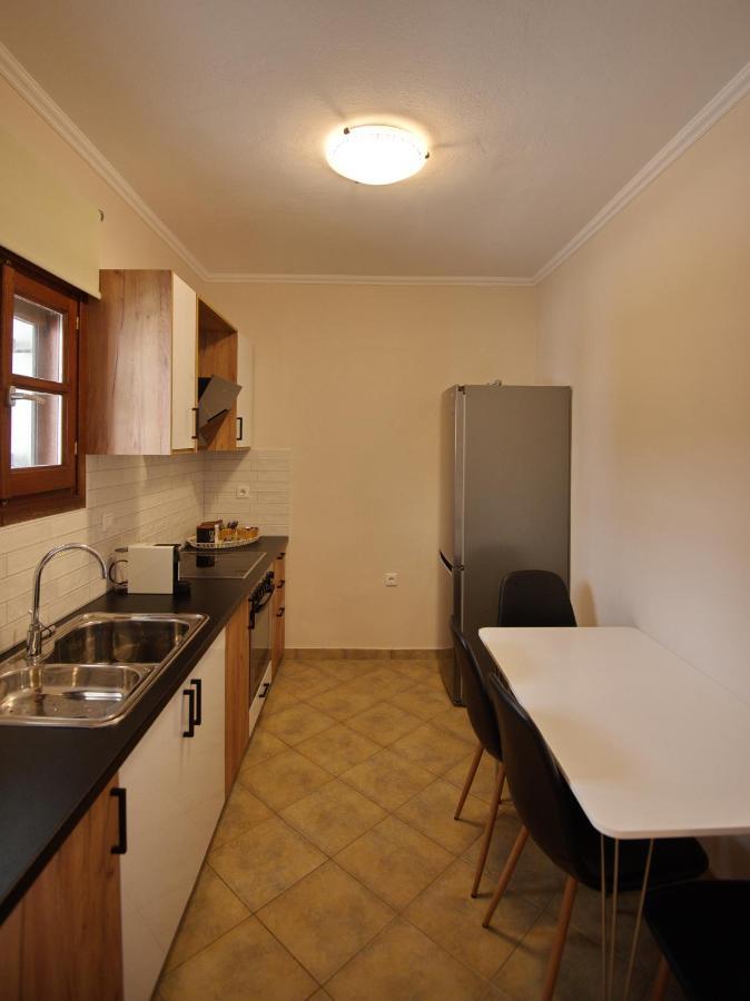 Elpida Apartments Votsi  Extérieur photo